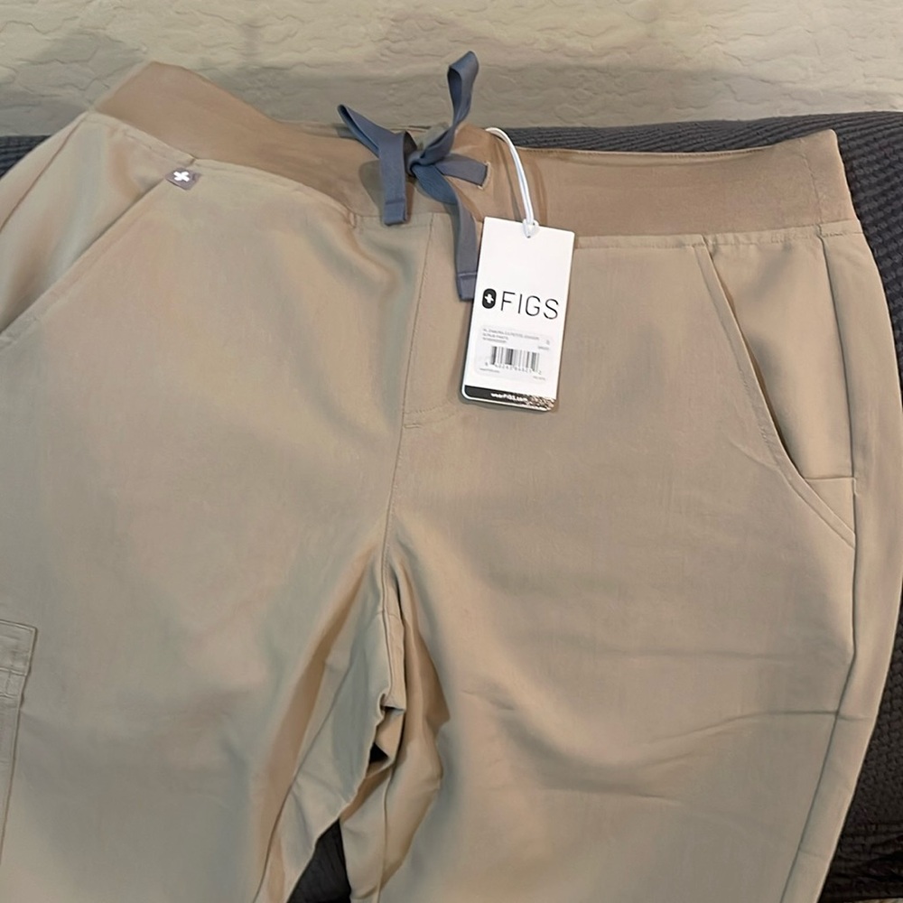 W ZAMORA 2.0 PETITE JOGGER SCRUB PANTS W18SW2005P
MEDIUM!
BR020